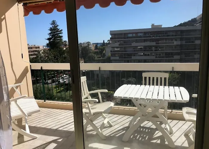 Διαμέρισμα « Oasis Provencale » *